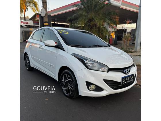 HYUNDAI HB20 1.6 COMFORT PLUS 16V FLEX 4P AUTOMÁTICO HYUNDAI HB20 1.6 COMFORT PLUS 16V FLEX 4P AUTOMÁTICO